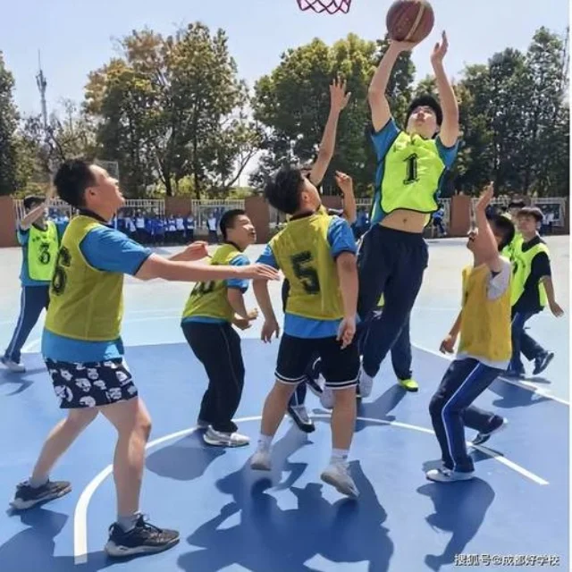 中国女篮热身赛全新启航：备战之路全面解析 | CROWN SPORTS
